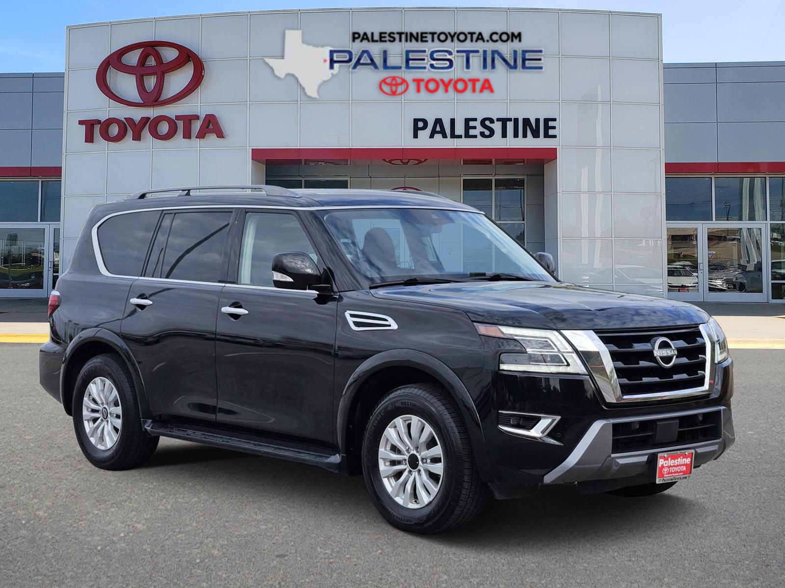 2023 Nissan Armada SV's photo