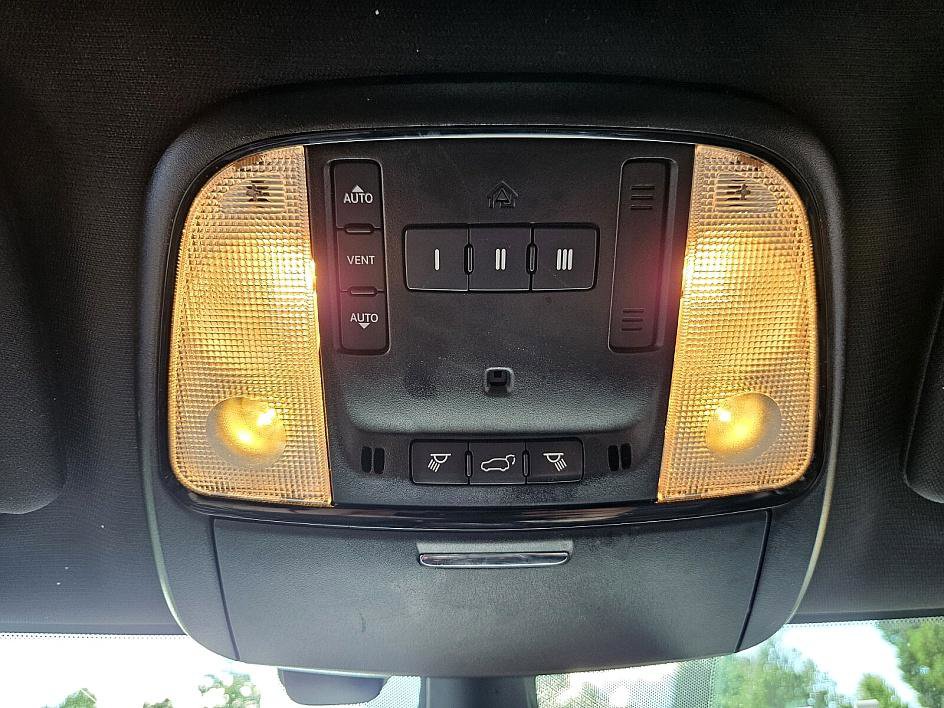 2023 Dodge Durango R/T Plus photo 18