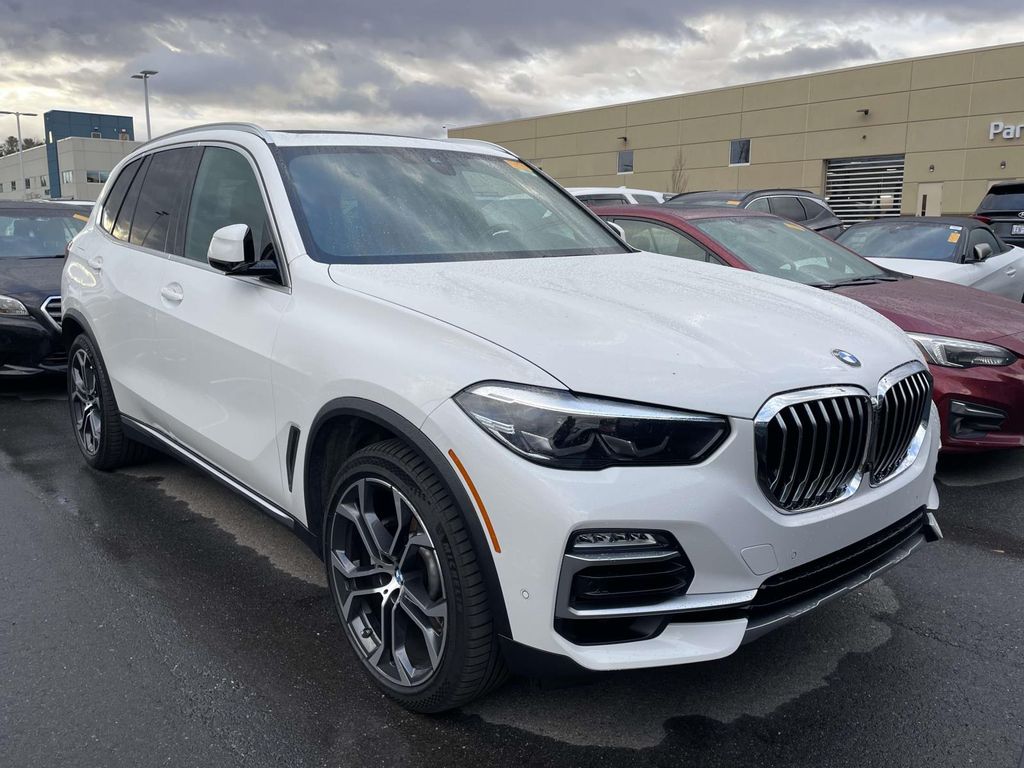 2019 BMW X5 40i's photo