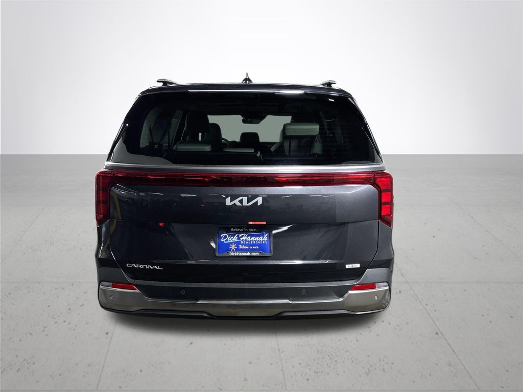 2026 Kia Carnival SX photo 7