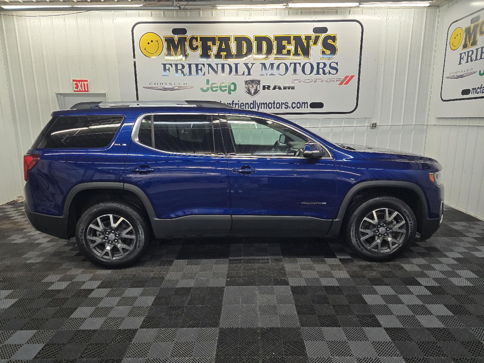 2023 GMC Acadia SLE's photo