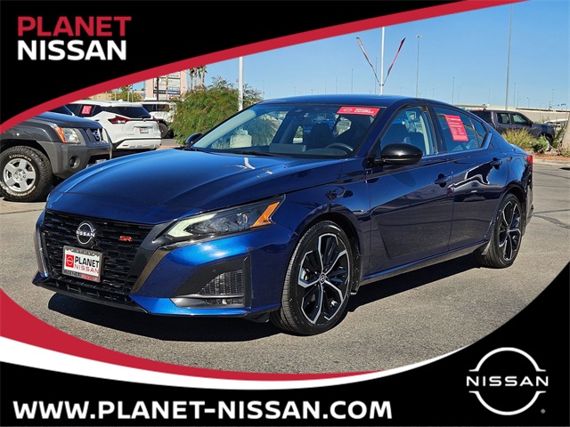 2023 Nissan Altima SR's photo