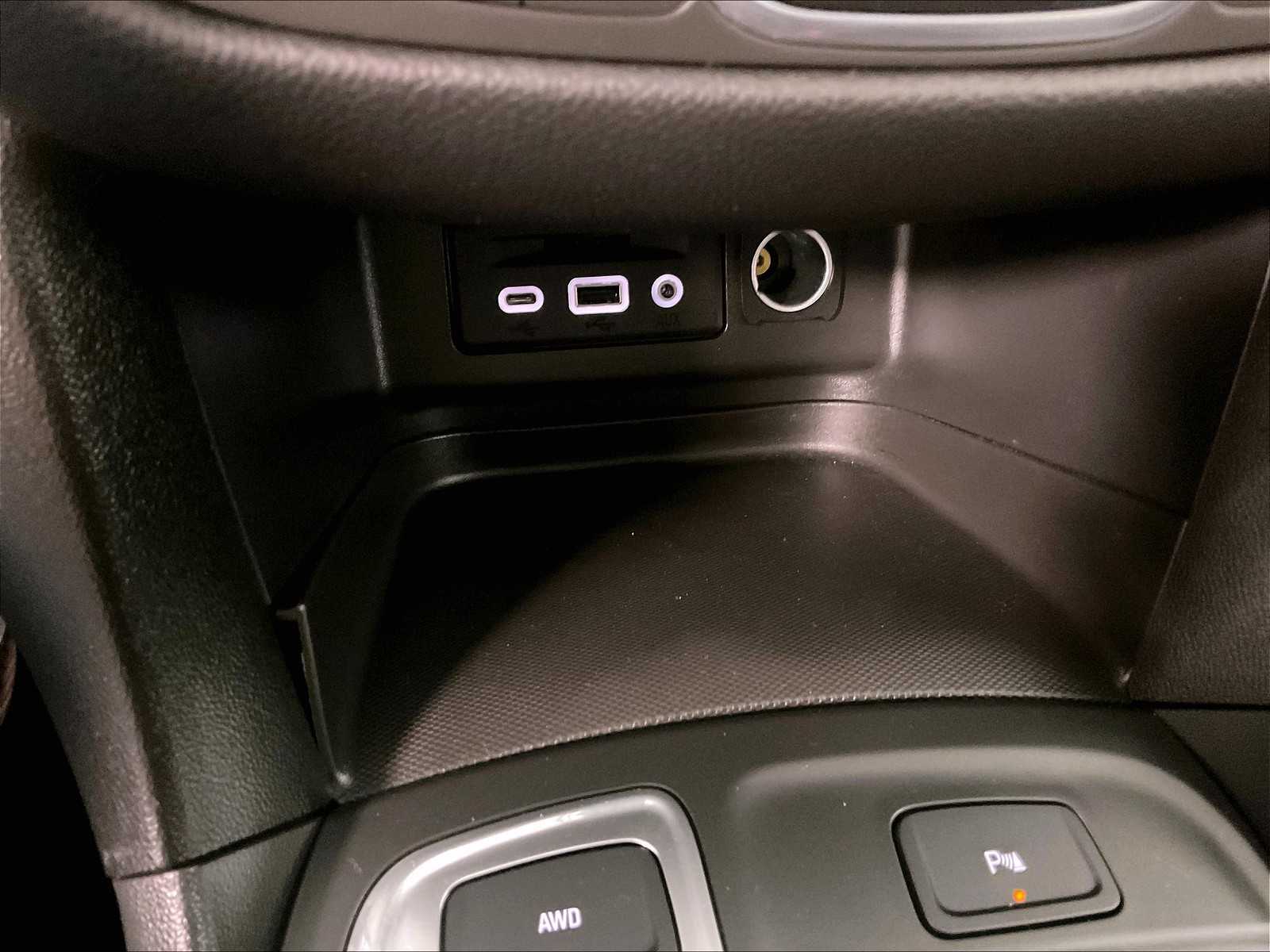 2022 Chevrolet Equinox LT photo 25