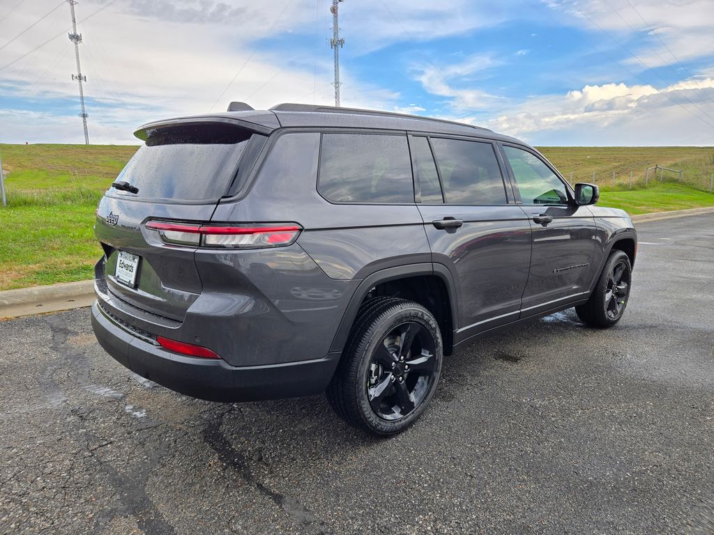 2025 Jeep Grand Cherokee Altitude X photo 3