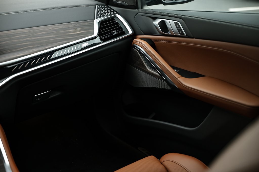 2026 Bmw X6 M photo 30