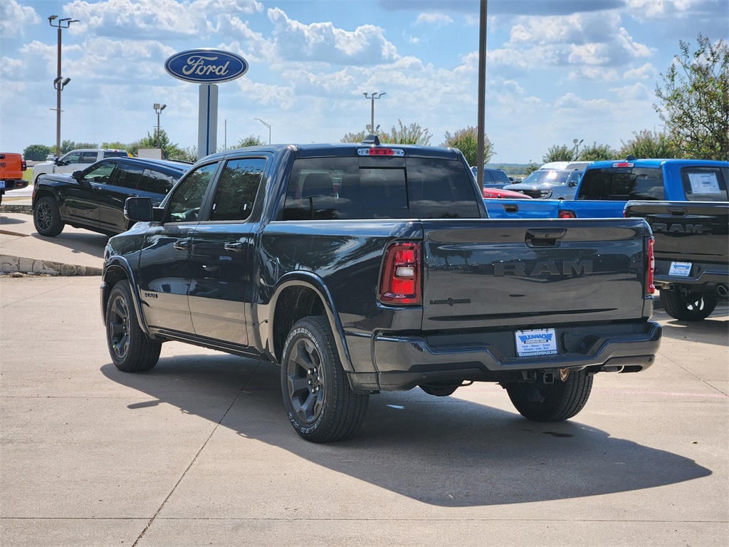 2025 Ram 1500 Big Horn Lone Star photo 3