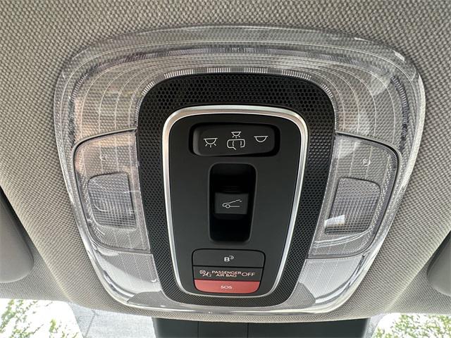 2025 Hyundai Elantra Hybrid Limited photo 28