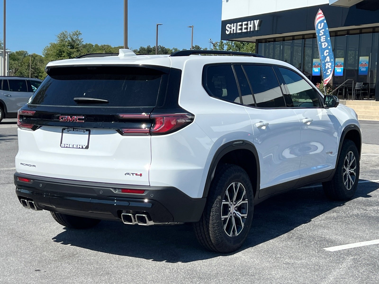 2026 Gmc Acadia AT4 photo 2