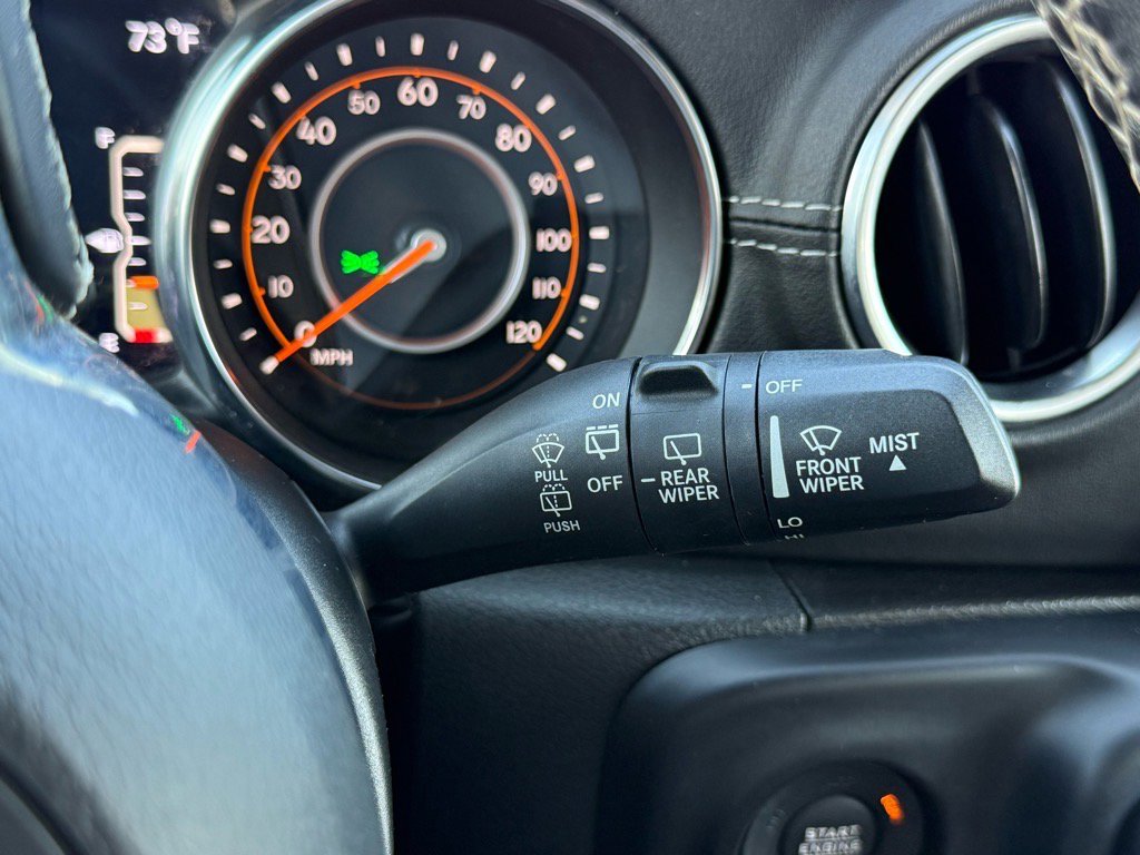 2020 Jeep Wrangler Unlimited Sahara photo 26