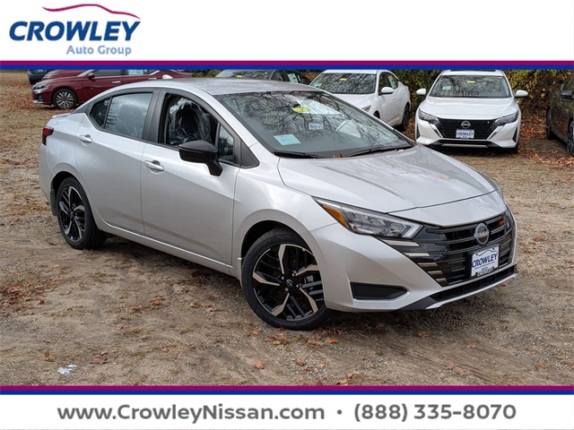 2025 Nissan Versa Sedan SR's photo