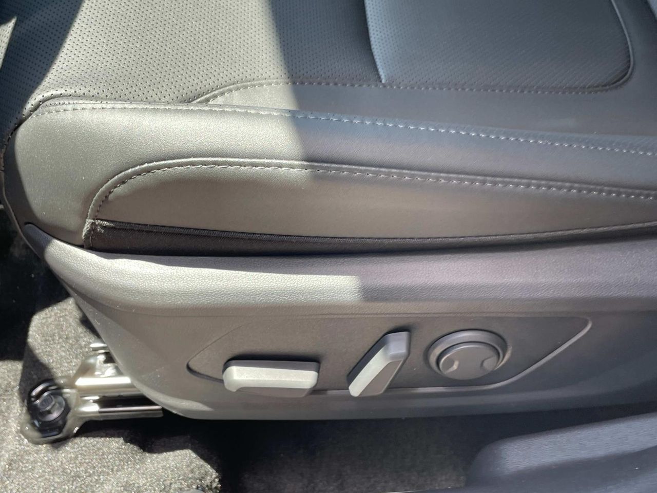 2025 Hyundai Tucson Hybrid SEL Convenience photo 13