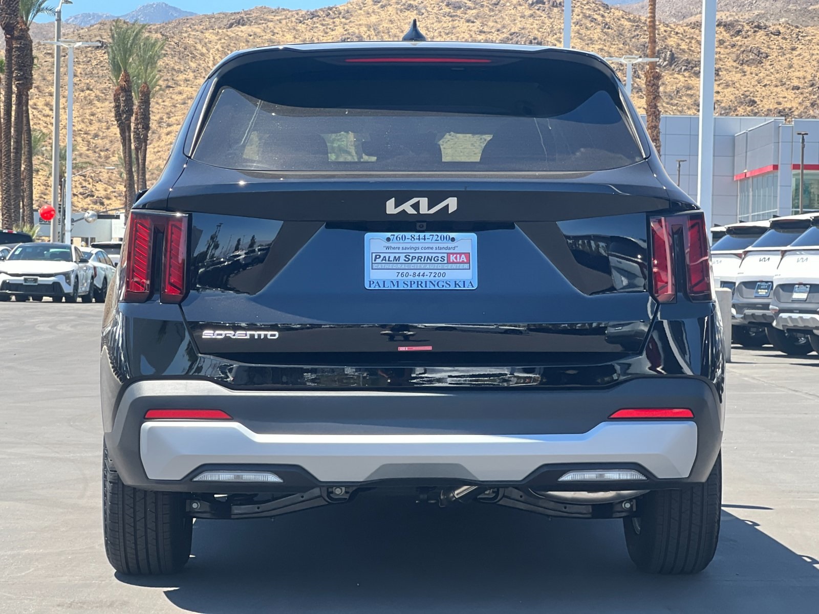 2025 Kia Sorento LX photo 4