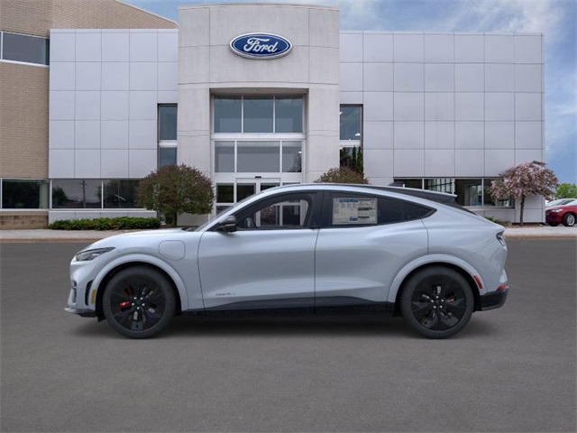 2025 Ford Mustang Mach-E GT photo 3