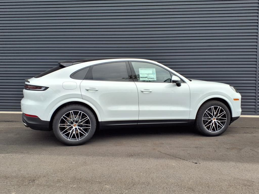 2026 Porsche Cayenne Coupe photo 29