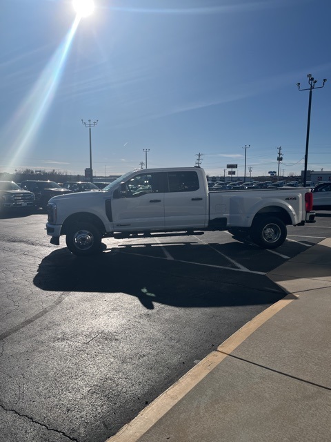 2026 Ford F-350 XL photo 3