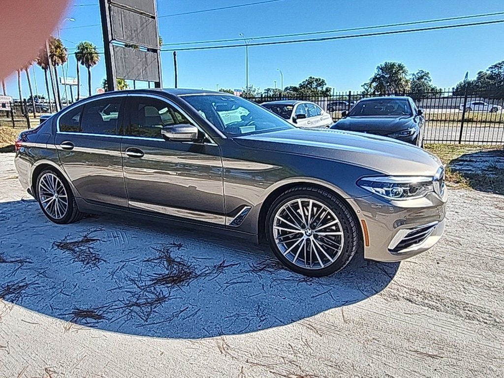 2017 BMW 5 Series 540i's photo