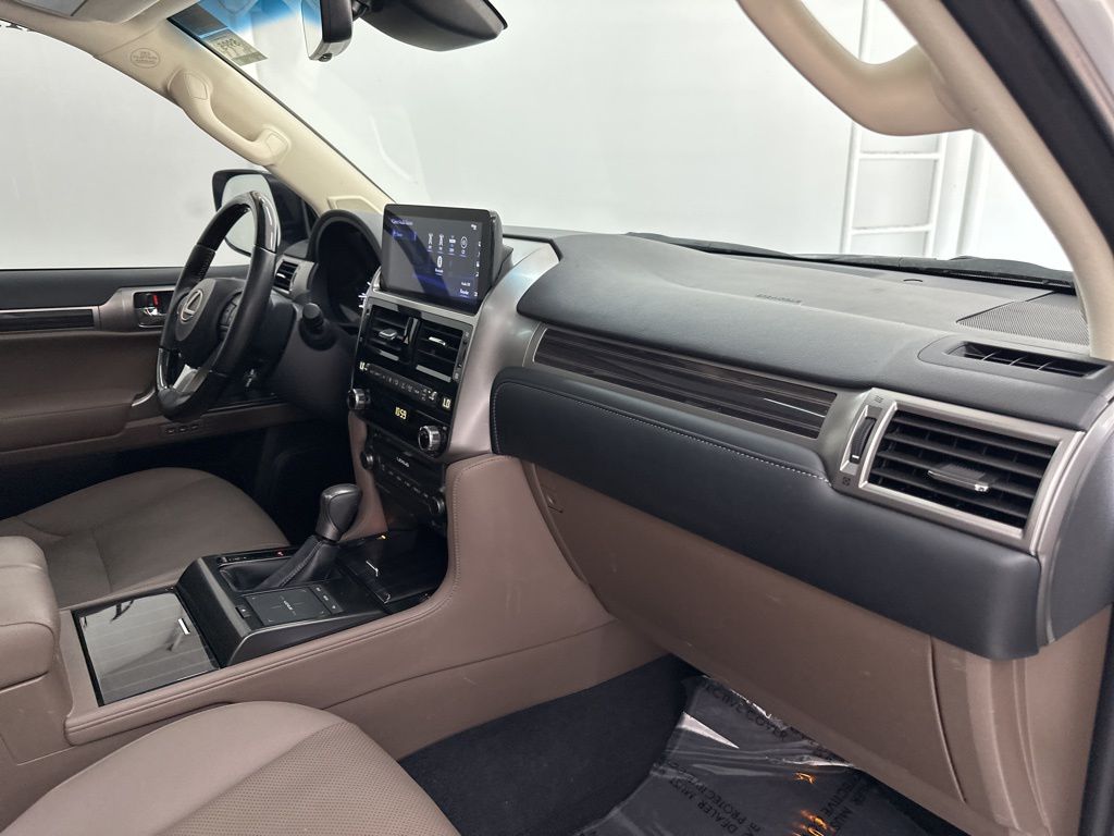 2023 Lexus GX 460 photo 26