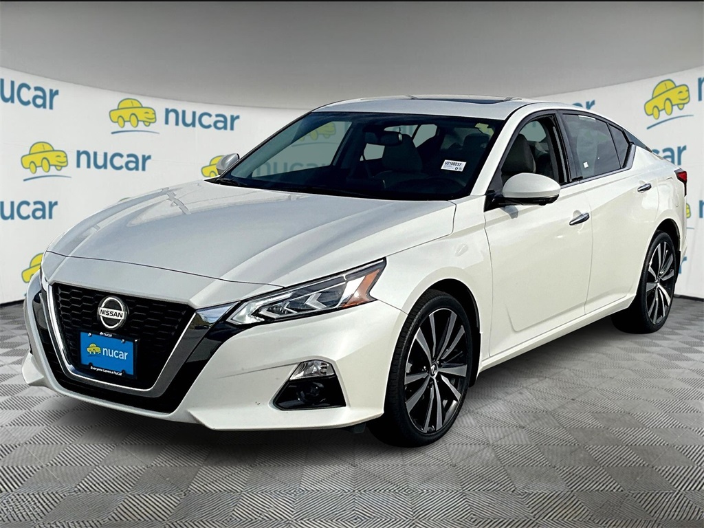 2021 Nissan Altima 2.5 Platinum photo 2
