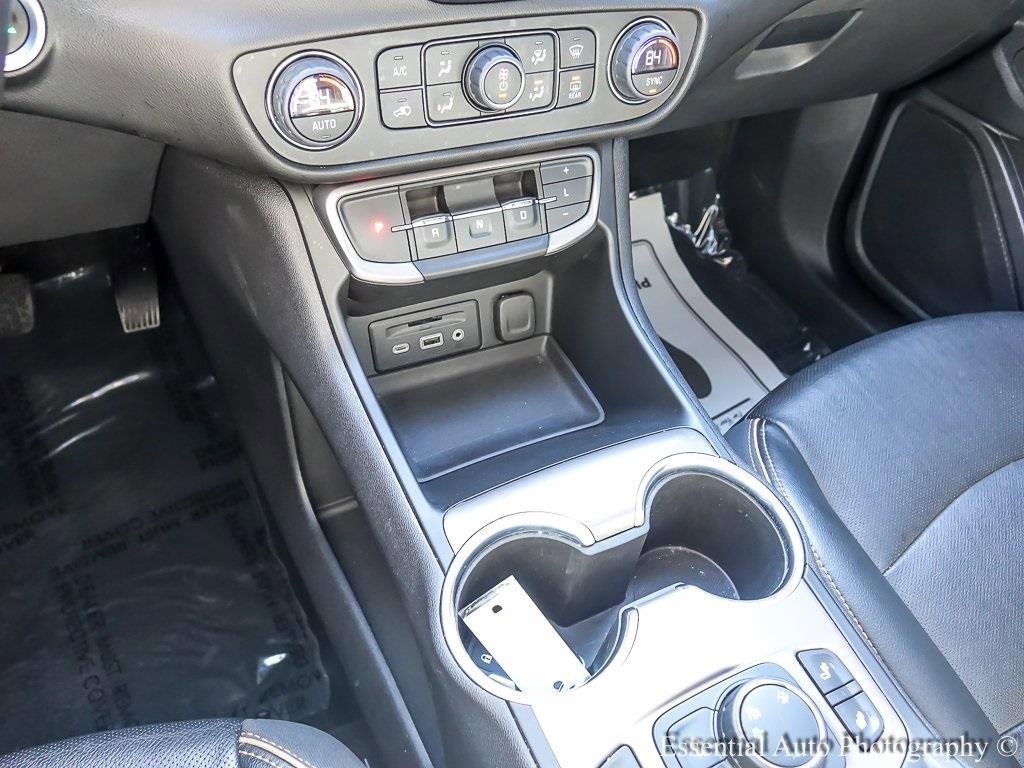 2023 GMC TERRAIN - Image 14