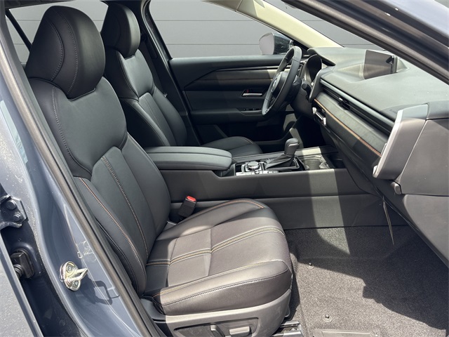 2025 Mazda CX-50 Premium photo 24