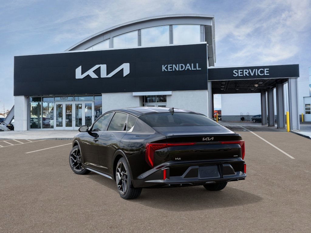 2025 Kia K4 GT-Line photo 4