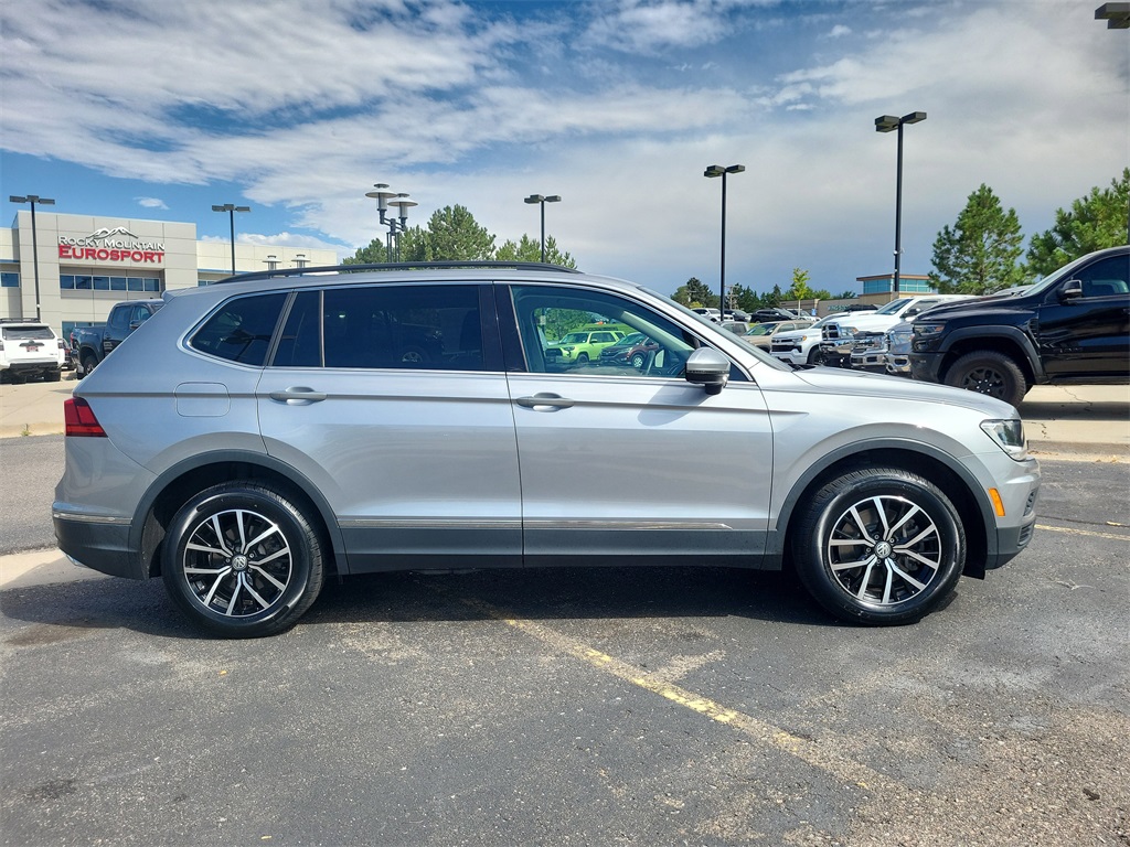 2021 Volkswagen Tiguan SE photo 2