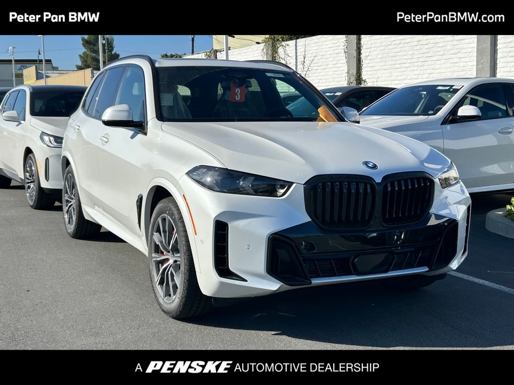 2026 BMW X5 50e's photo