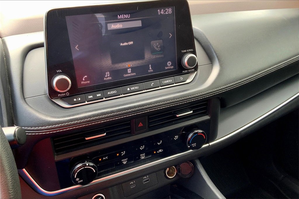 2023 Nissan Rogue S photo 31