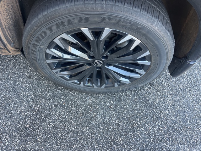 2024 Nissan Rogue Platinum photo 31