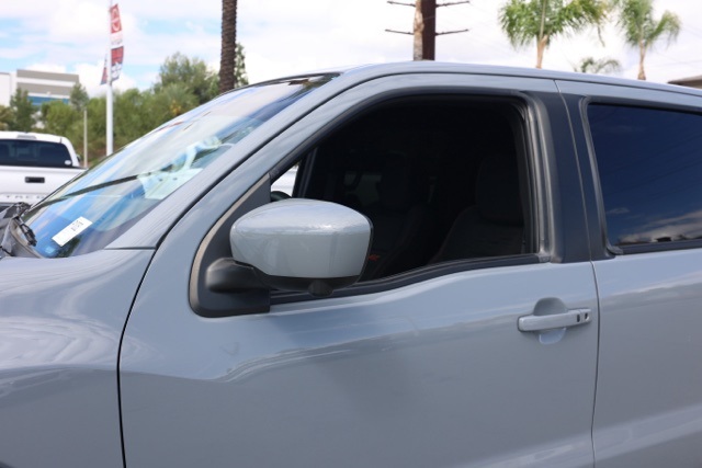 2023 Nissan Frontier PRO-4X photo 9