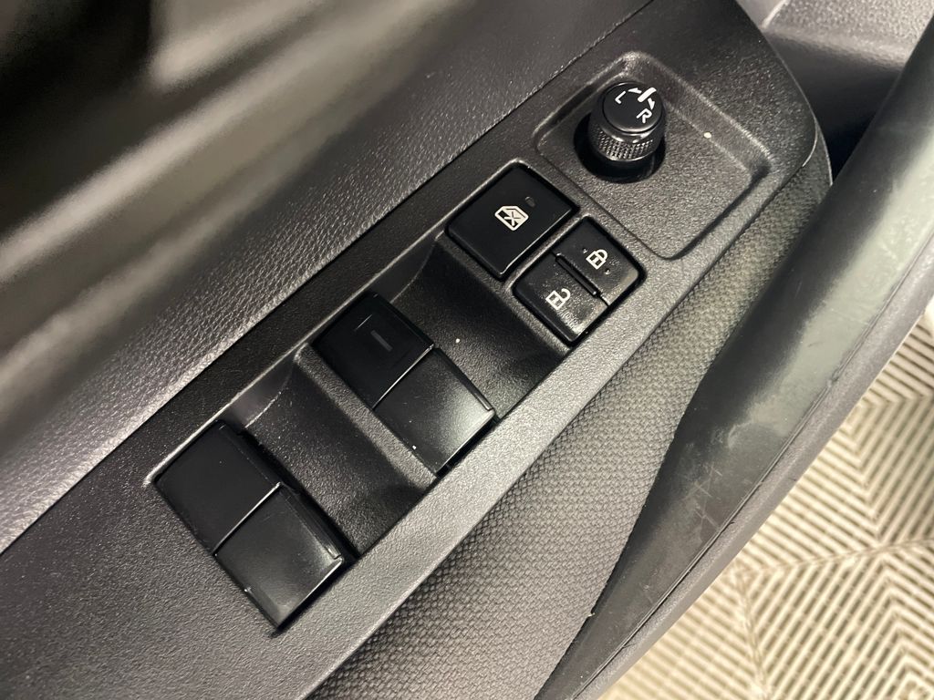 2024 Toyota Corolla LE photo 17