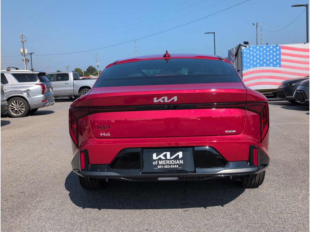 2025 Kia K4 GT-Line photo 4
