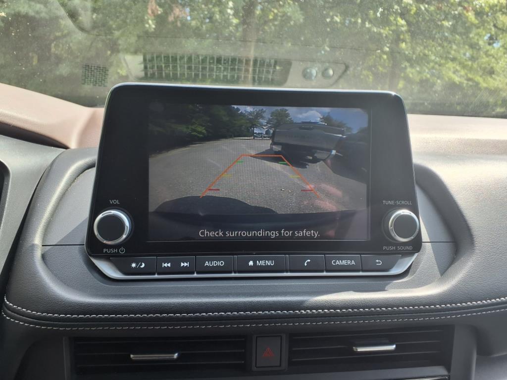 2023 Nissan Rogue SV photo 20