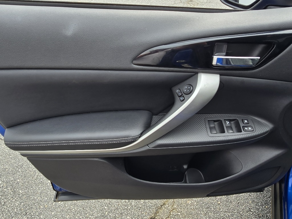 2022 Mitsubishi Eclipse Cross SE photo 10