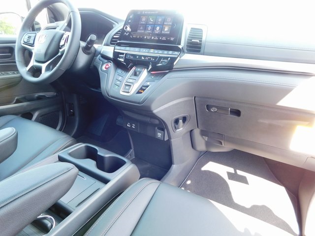 2026 Honda Odyssey photo 19