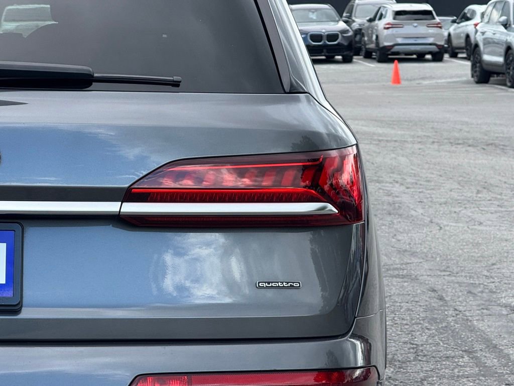 2021 Audi Q7 Premium Plus photo 4