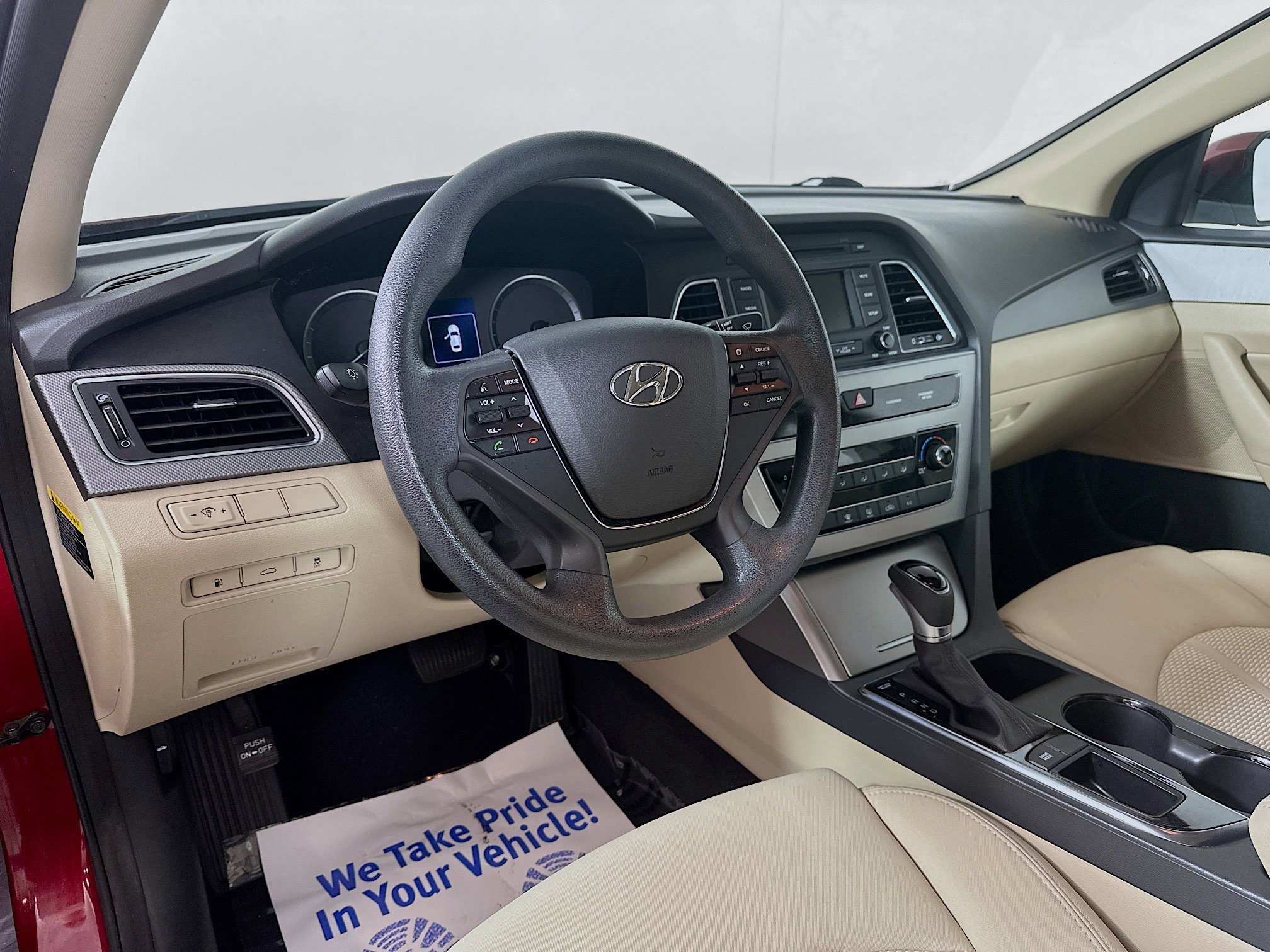 2015 Hyundai Sonata SE photo 9