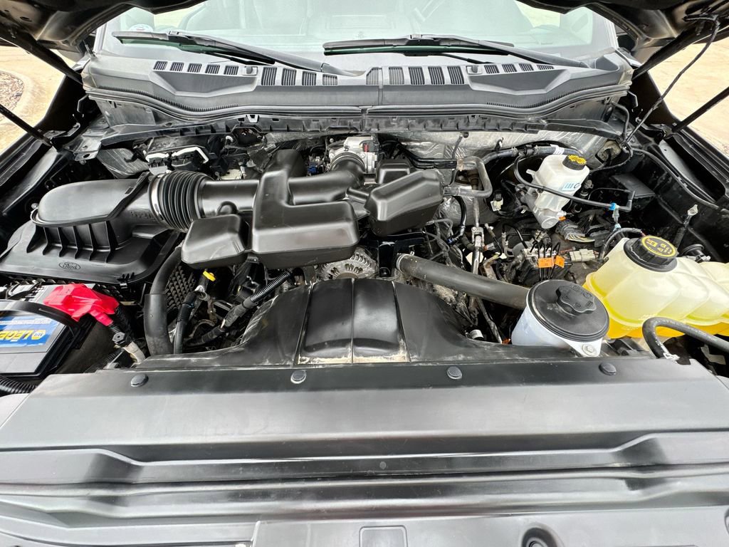 2019 Ford F-250 Lariat photo 27