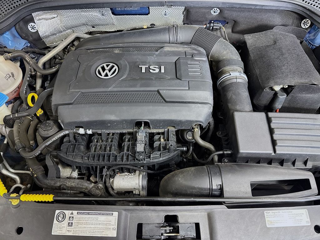 2016 Volkswagen Beetle 1.8T SE photo 30