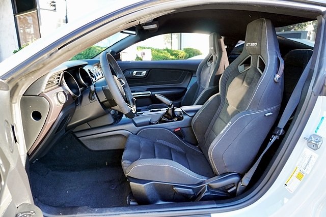 Used 2017 White Ford Shelby GT350 image 18