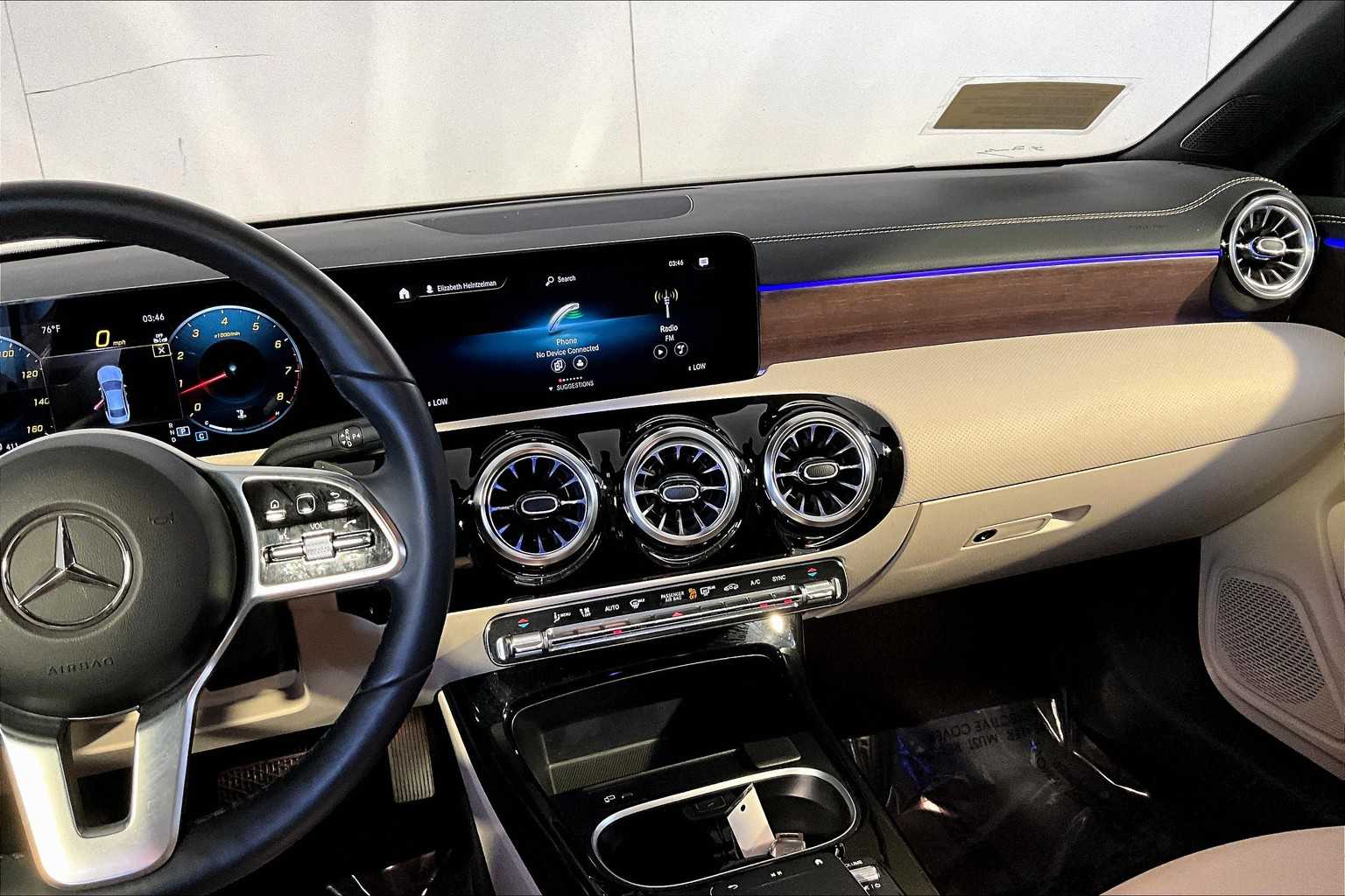 2023 Mercedes Benz CLA 250 4MATIC photo 6