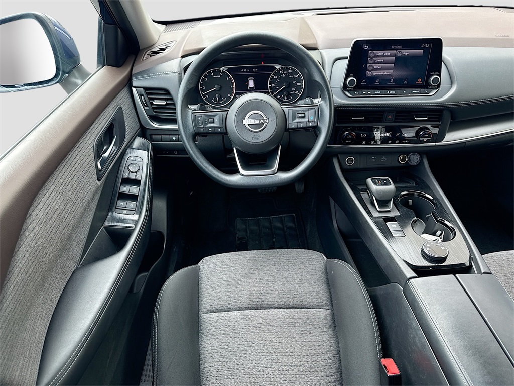2023 Nissan Rogue SV photo 22
