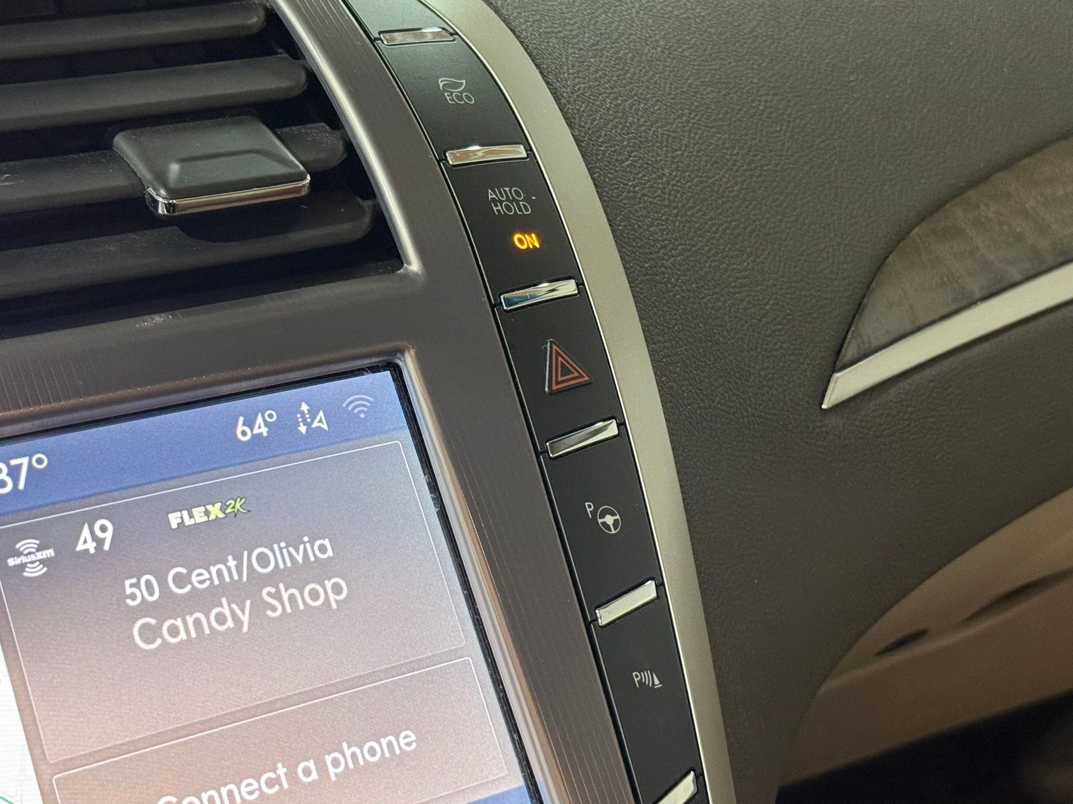 2020 Lincoln MKZ Hybrid Reserve photo 22