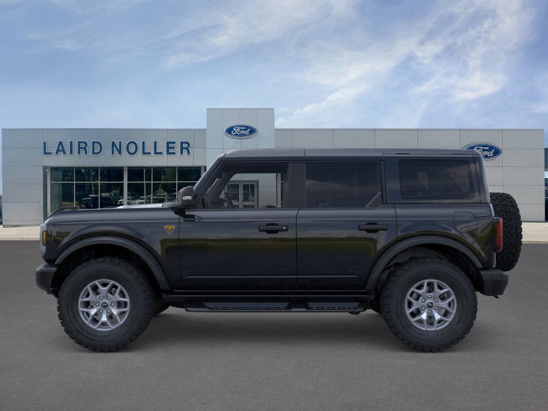 2025 Ford Bronco Badlands photo 2