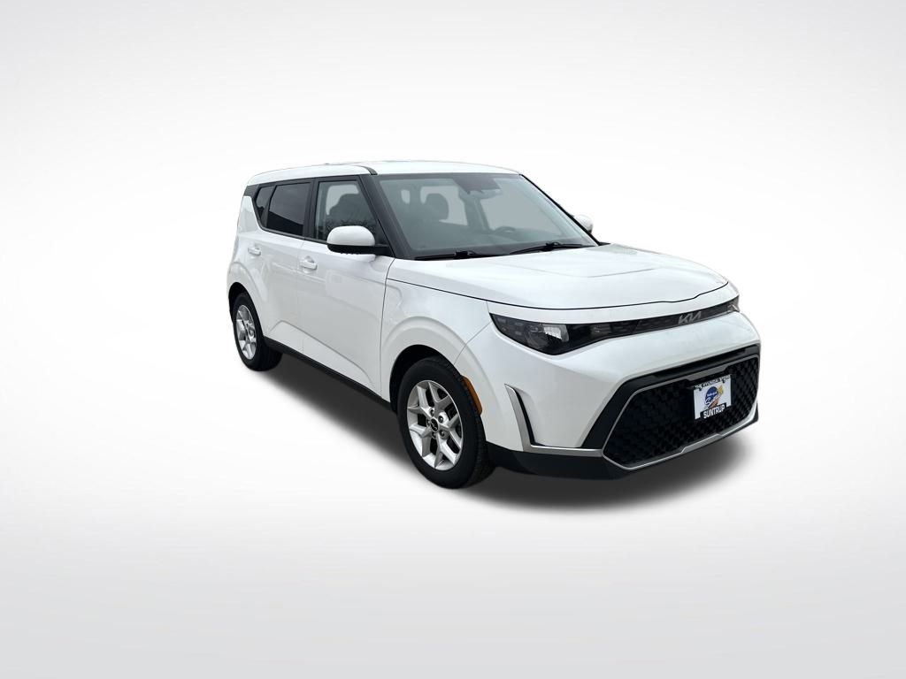 2023 Kia Soul LX S photo 4