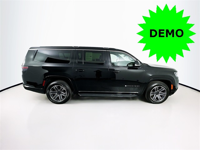 2024 Jeep Wagoneer L Series I photo 8