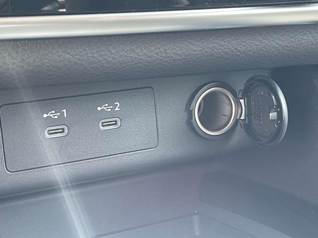 2025 Nissan Rogue S photo 24