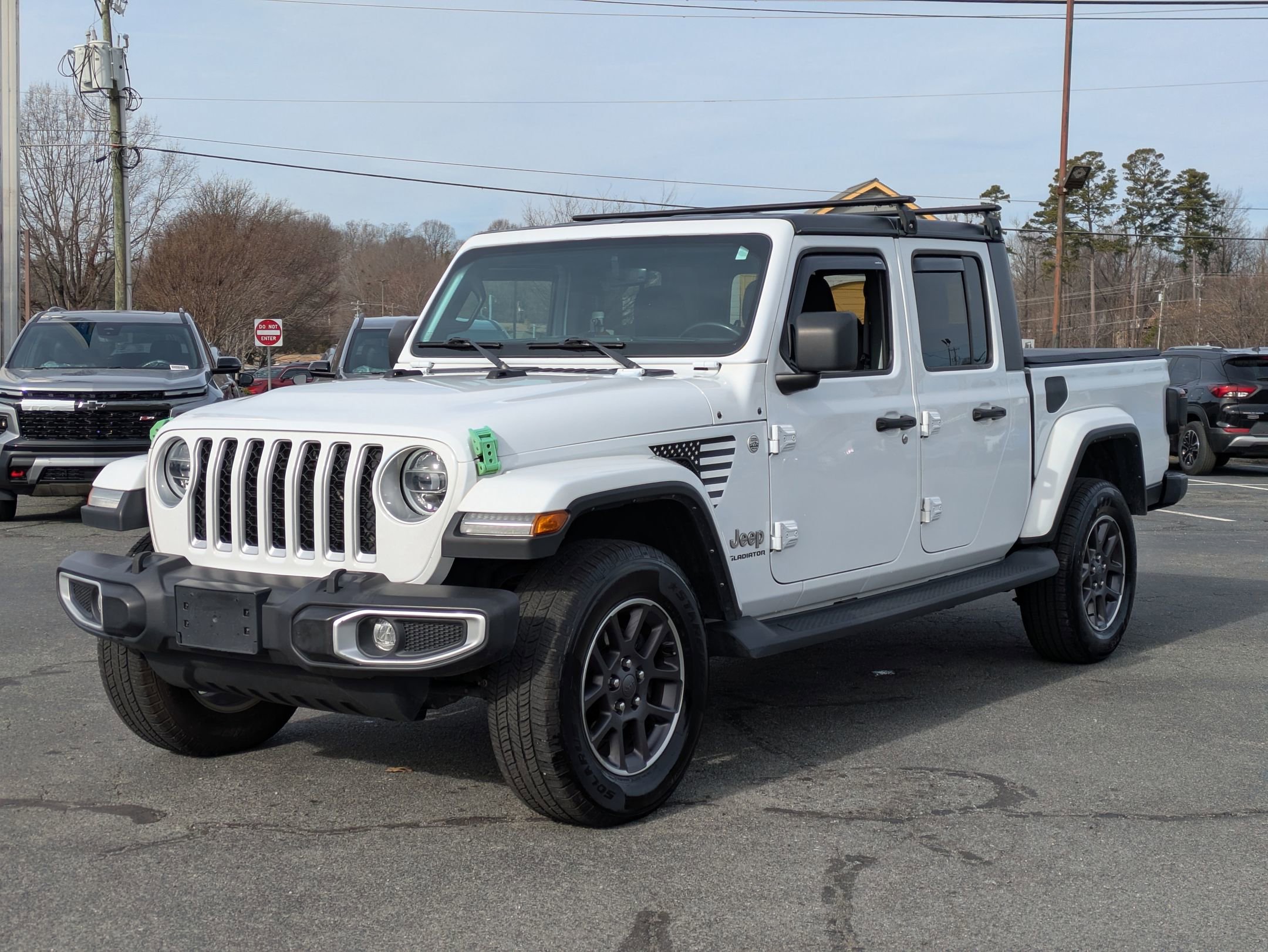 2022 Jeep Gladiator Overland's photo