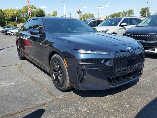 2023 Bmw 760i xDrive photo 3