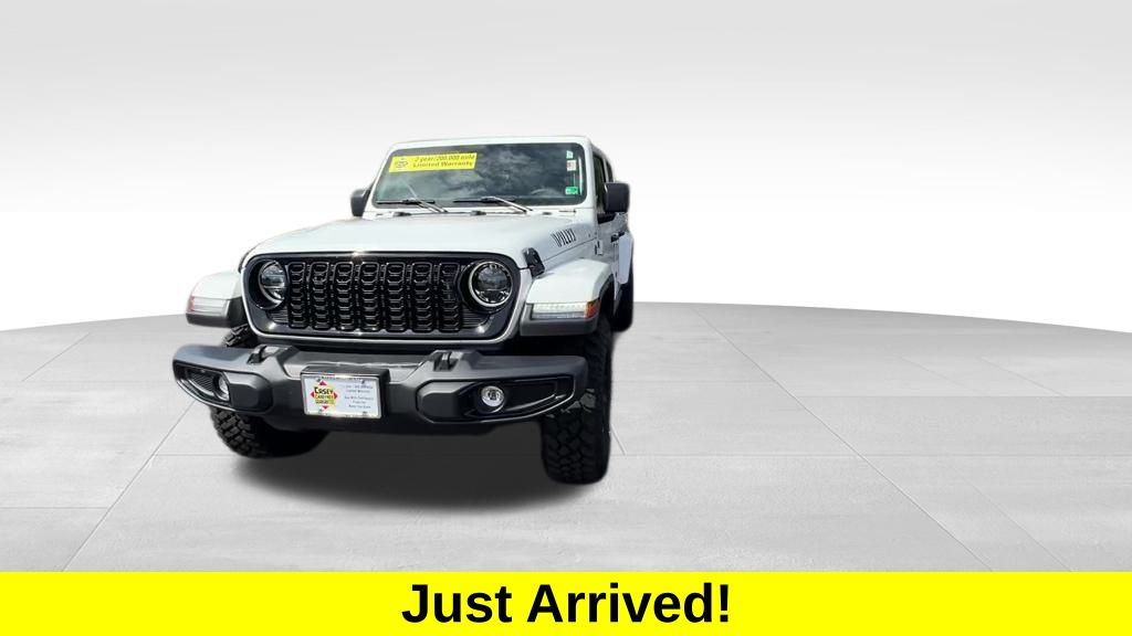 2024 Jeep Gladiator Willys photo 2